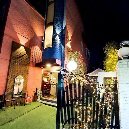 Twin Panda Guesthouse Сеул Экстерьер фото